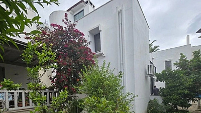 Bodrum Marina'ya 100 m Yenilenmiş 3+1 Triplex Villa | Site İçi