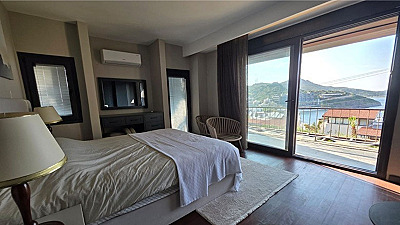 Yalıkavak Merkezde 550 m² Kapalı Garajlı ve Havuzlu Ultra Lüks 6+1 Müstakil Villa