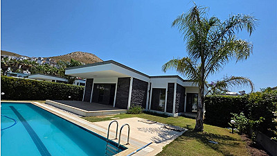 Peksimet Satılık 3+1 Havuzlu Villa | Denize 200 m, 2020 Yapı