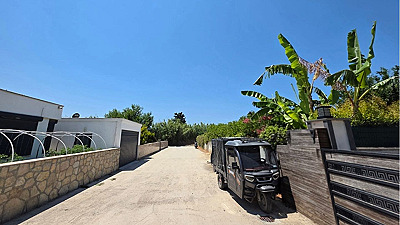 Peksimet Satılık 3+1 Havuzlu Villa | Denize 200 m, 2020 Yapı
