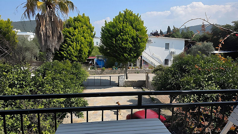 Luxury 1+1 Apartment for Seasonal Rent 50 Meters to Beach in Golkoy